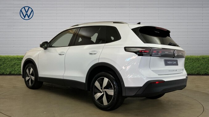 Volkswagen Tiguan 1.5 eTSI Match 5dr DSG Petrol Estate - Image 3
